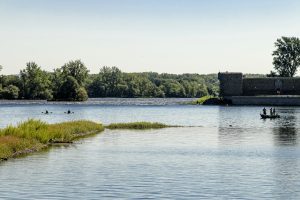 Kayaks près du fort de Chambly